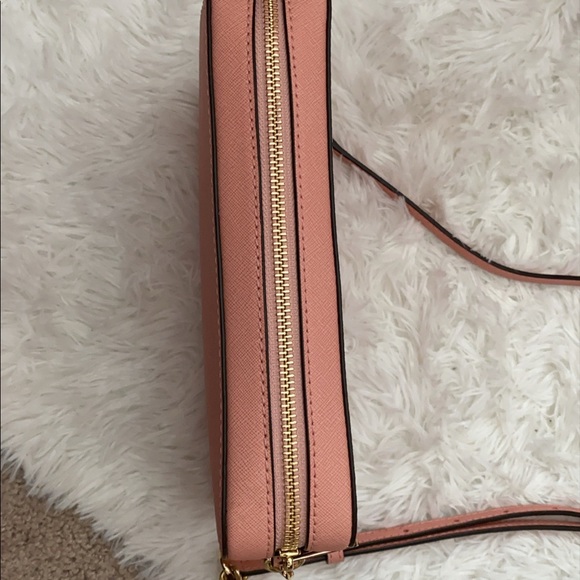 Michael Kors Jet Set Crossbody - Picture 12 of 12